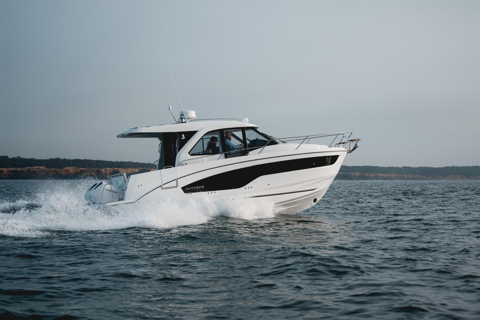 beneteau Antares 9 v2
