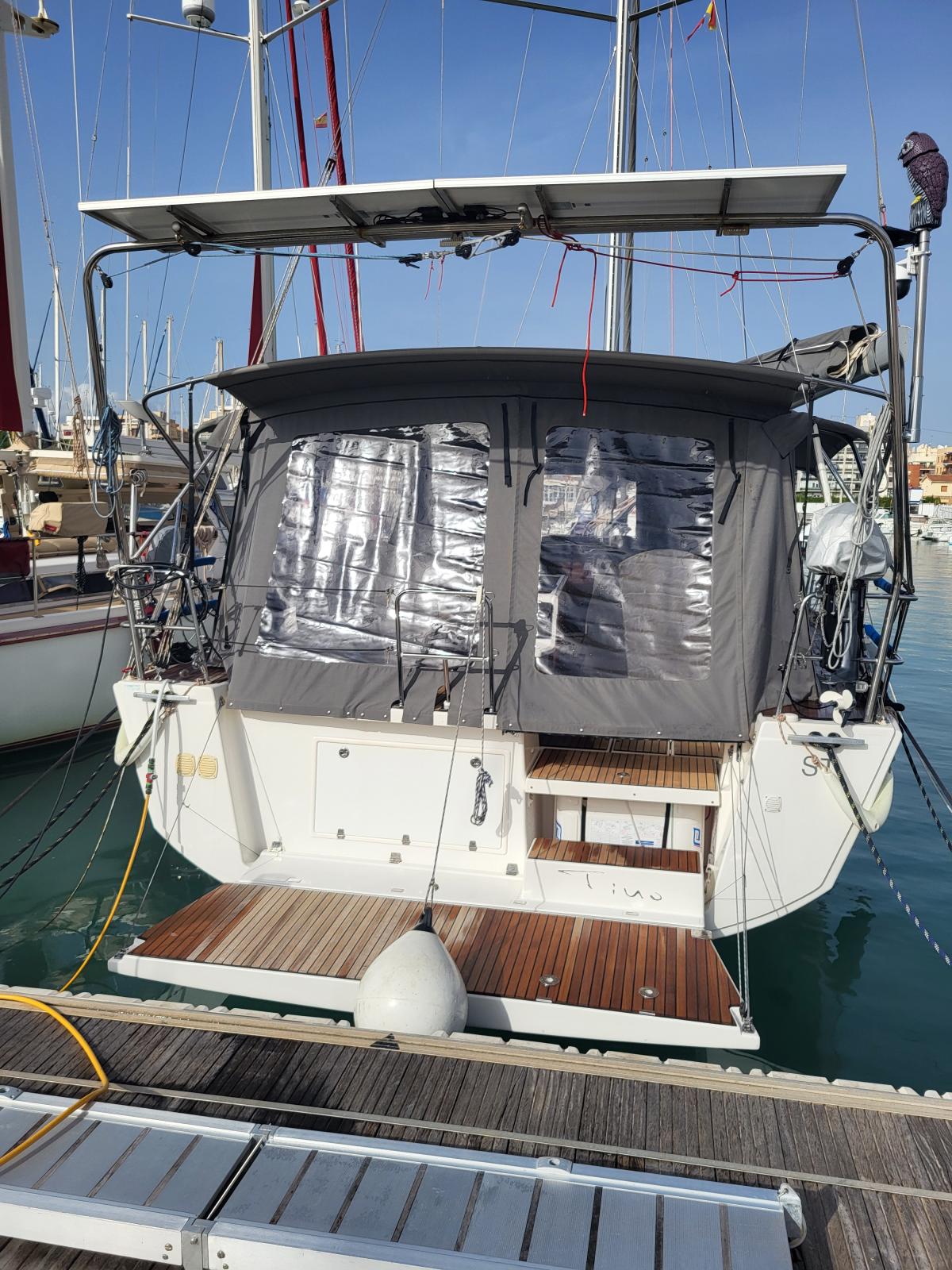 dufour 460