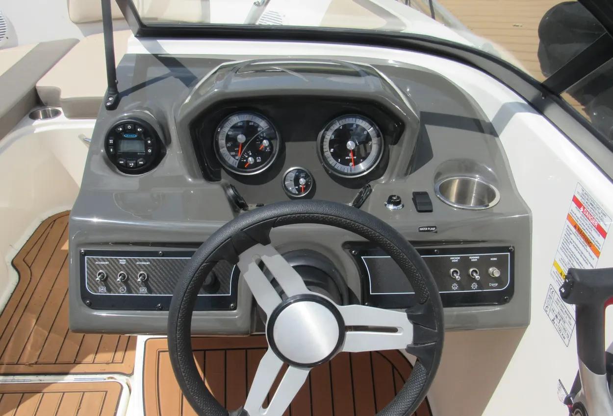 bayliner Vr5