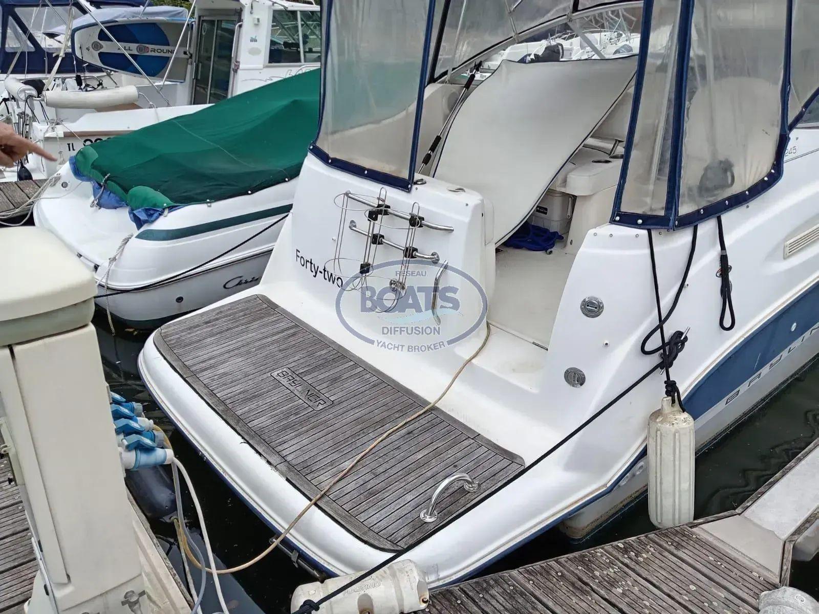 bayliner 245