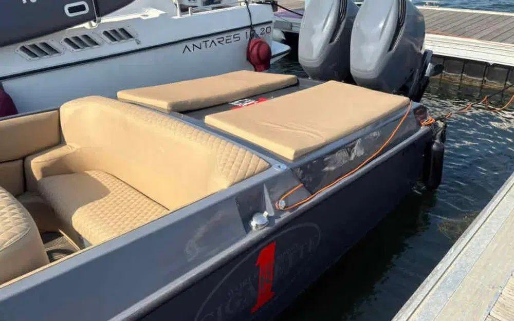 cigarette Cafe racer 35