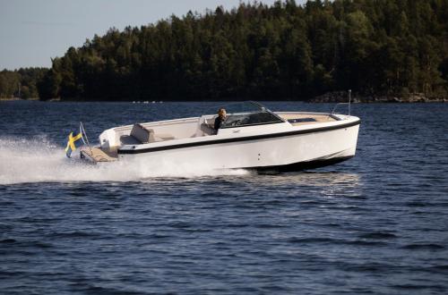 Delta powerboats 26 open