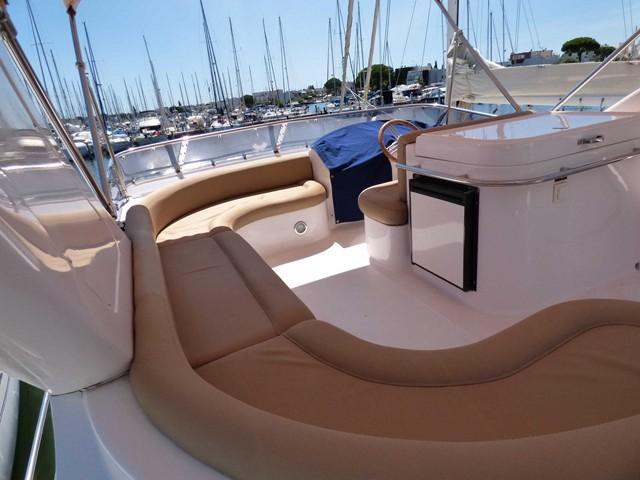 majesty yachts 50