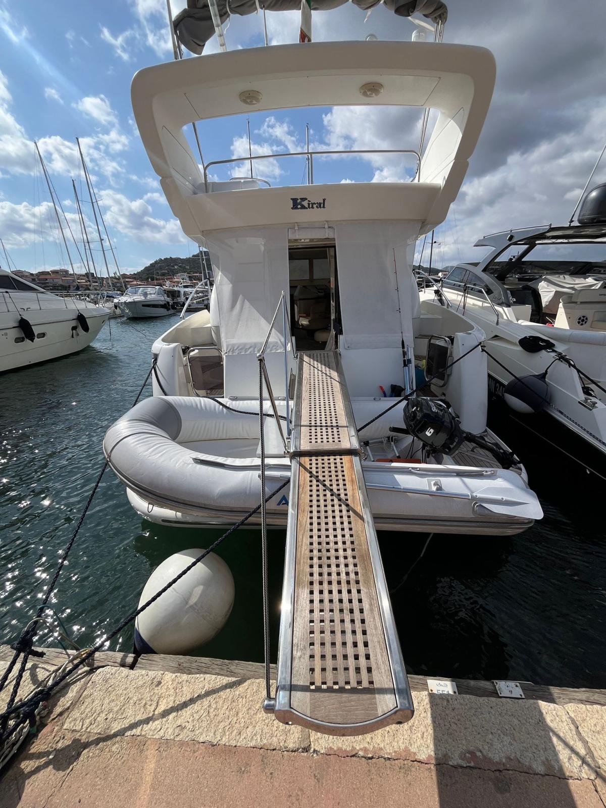 azimut Az 46