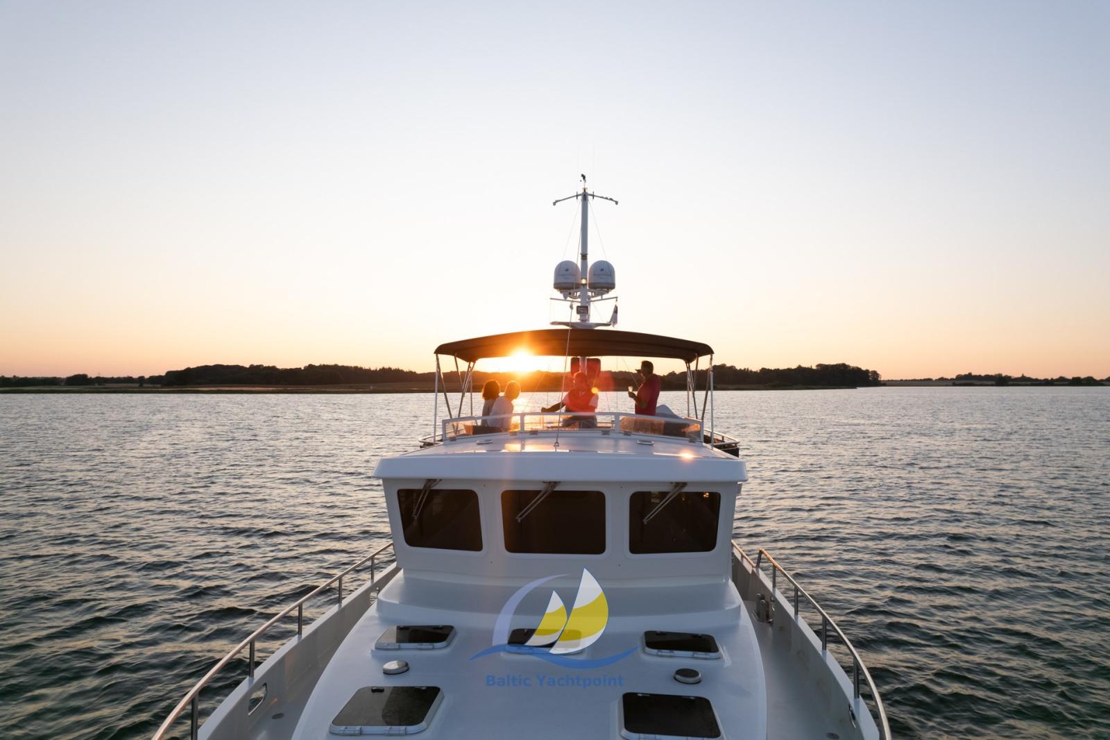 privateer Trawler 50