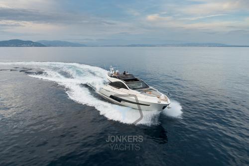 Fairline phantom 65