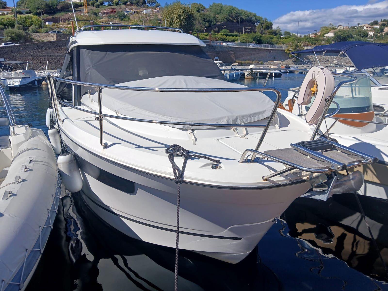 jeanneau Merry fisher 8.95