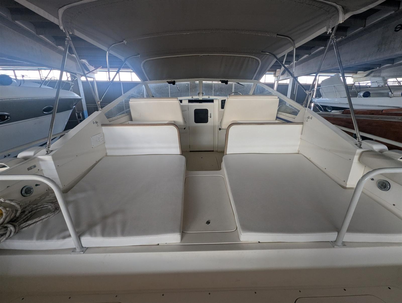 bertram yacht 28' moppie