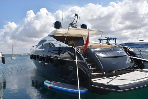 Sunseeker predator 72