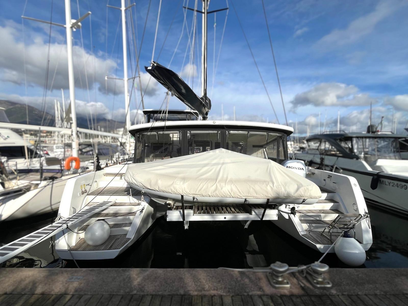 lagoon 52s - 52 s
