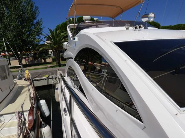 majesty yachts 50
