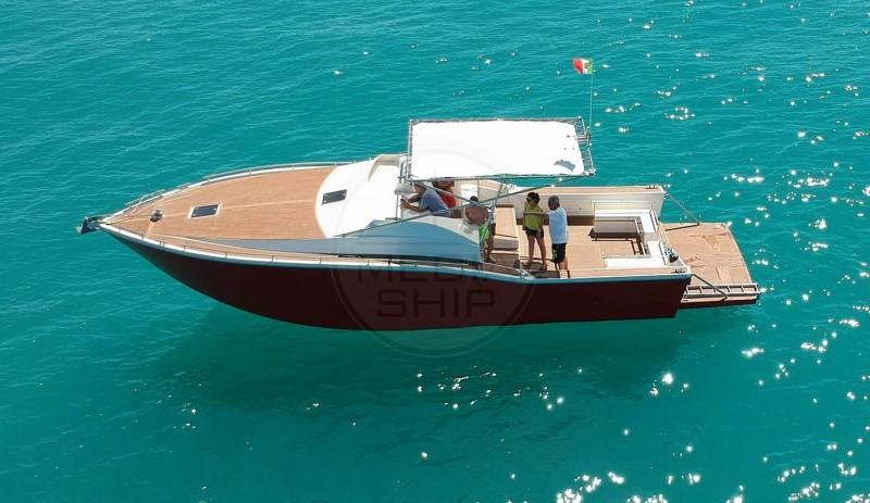 v yacht V40