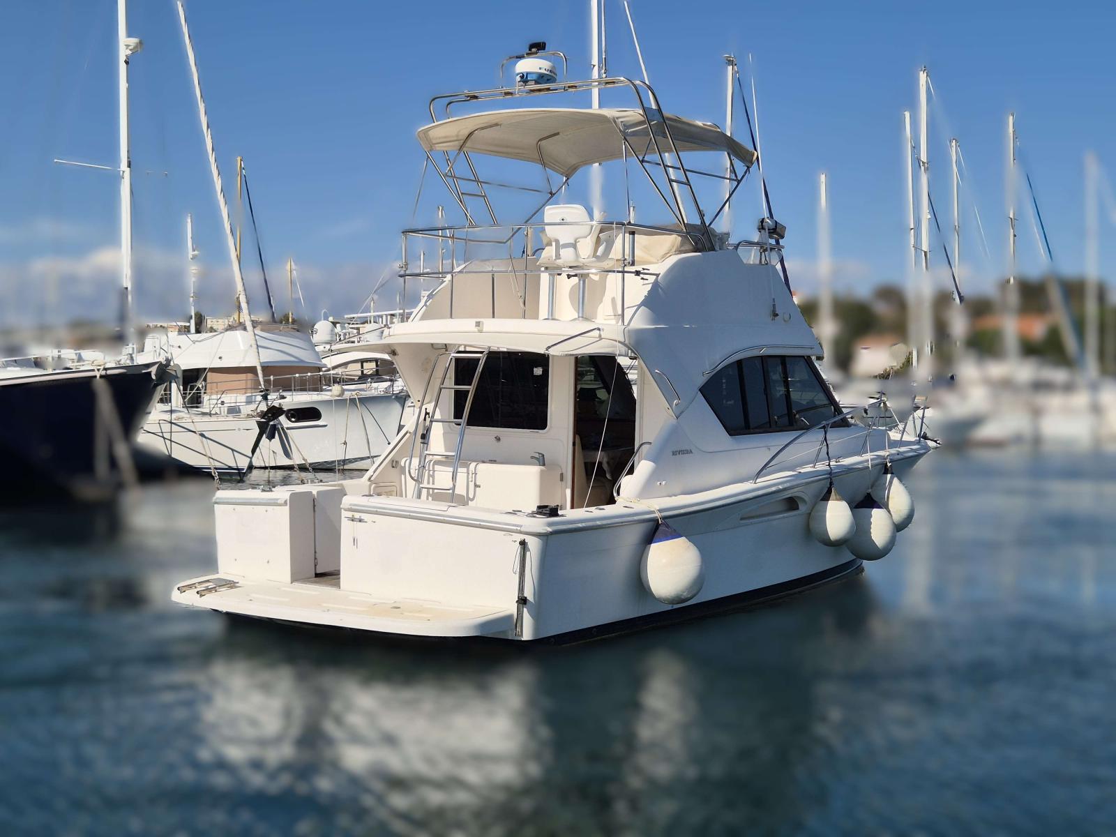 riviera 3350 convertible