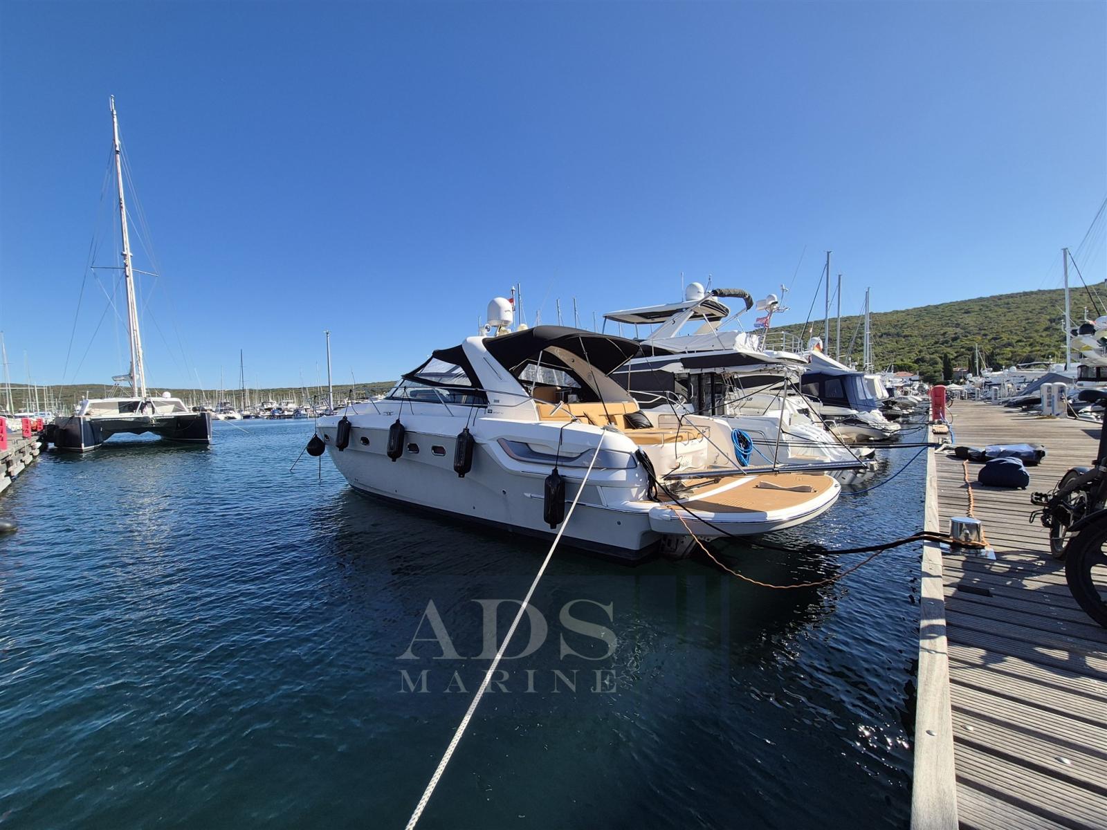 bavaria yachts Sport 43