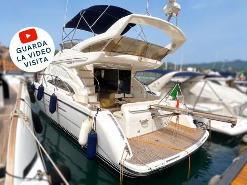Princess yachts 42 fly