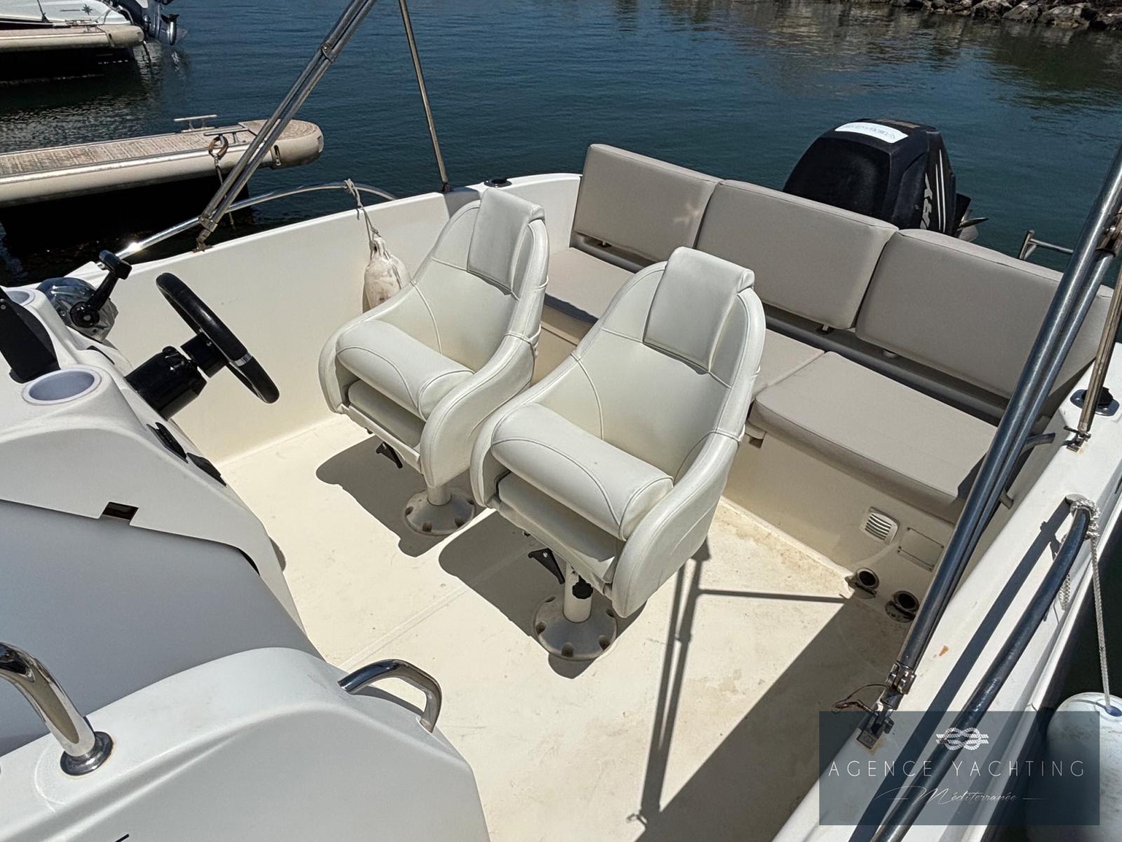 quicksilver 675 activ open
