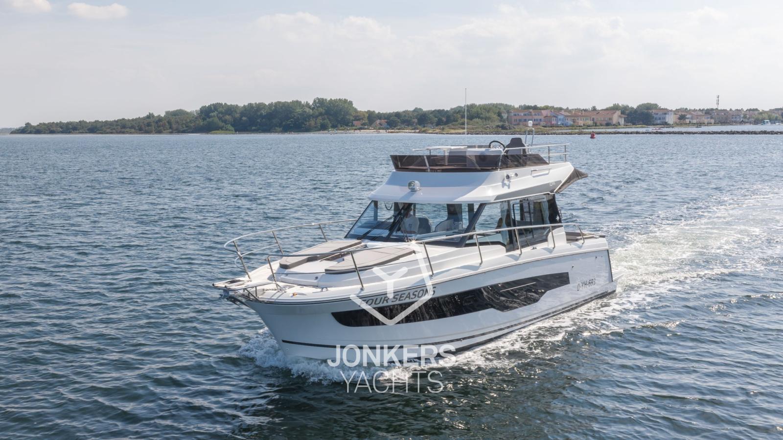 jeanneau Merry fisher 1095 fly