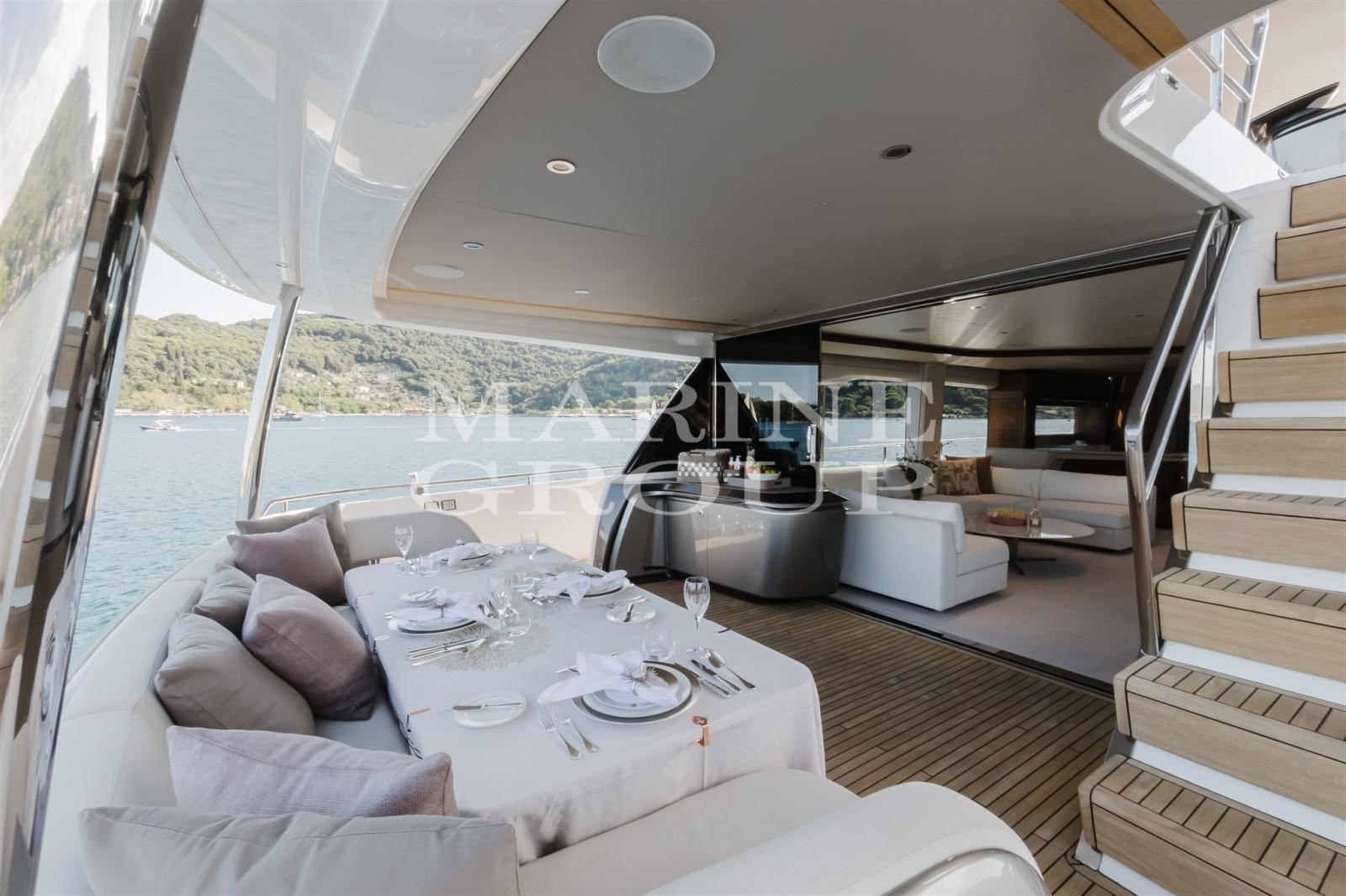 princess yachts Y85