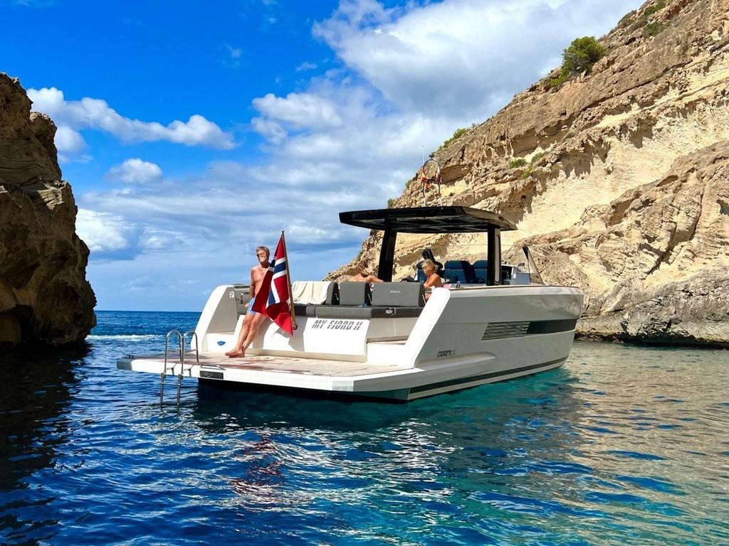 fjord 42 open