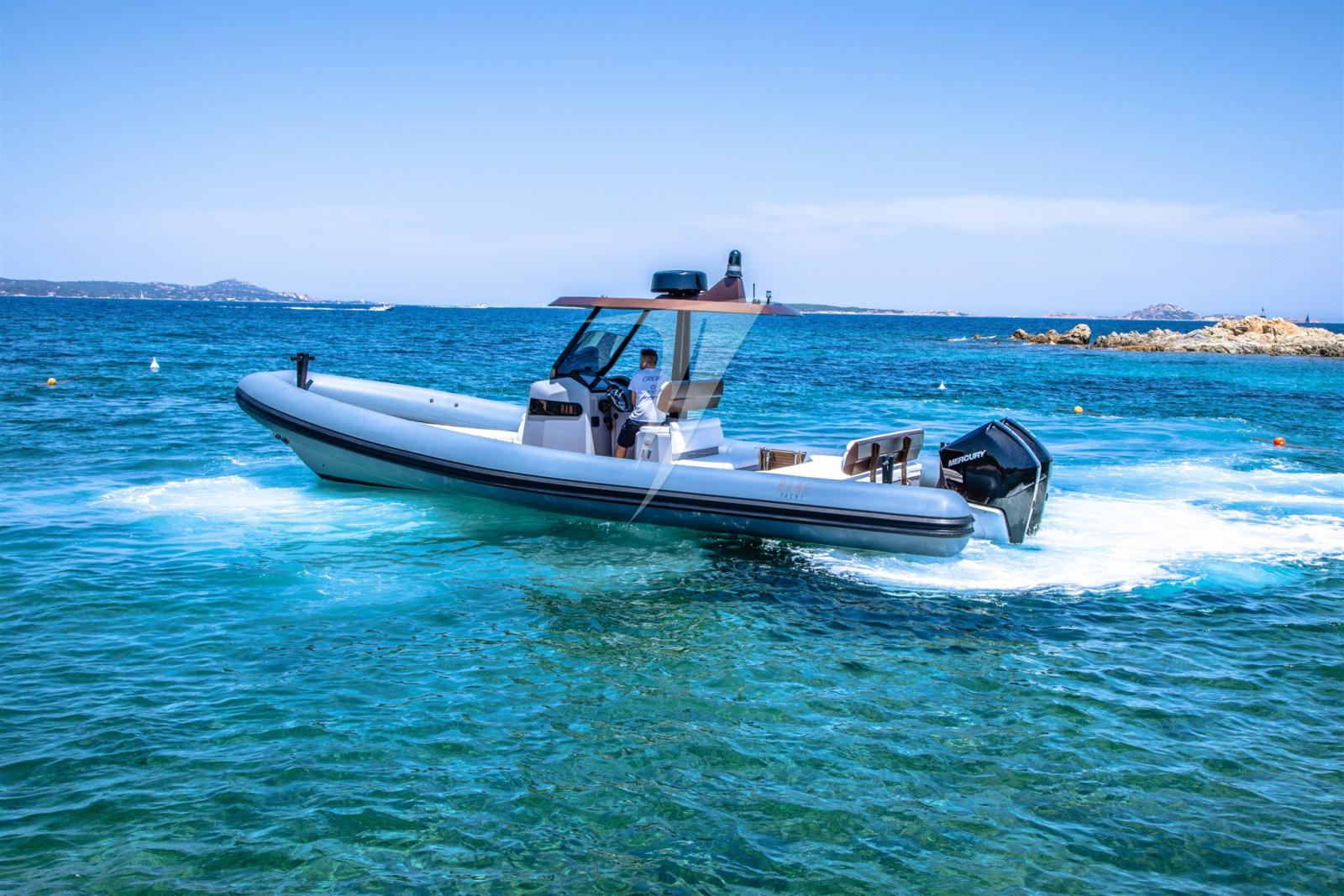 rame yacht R 10