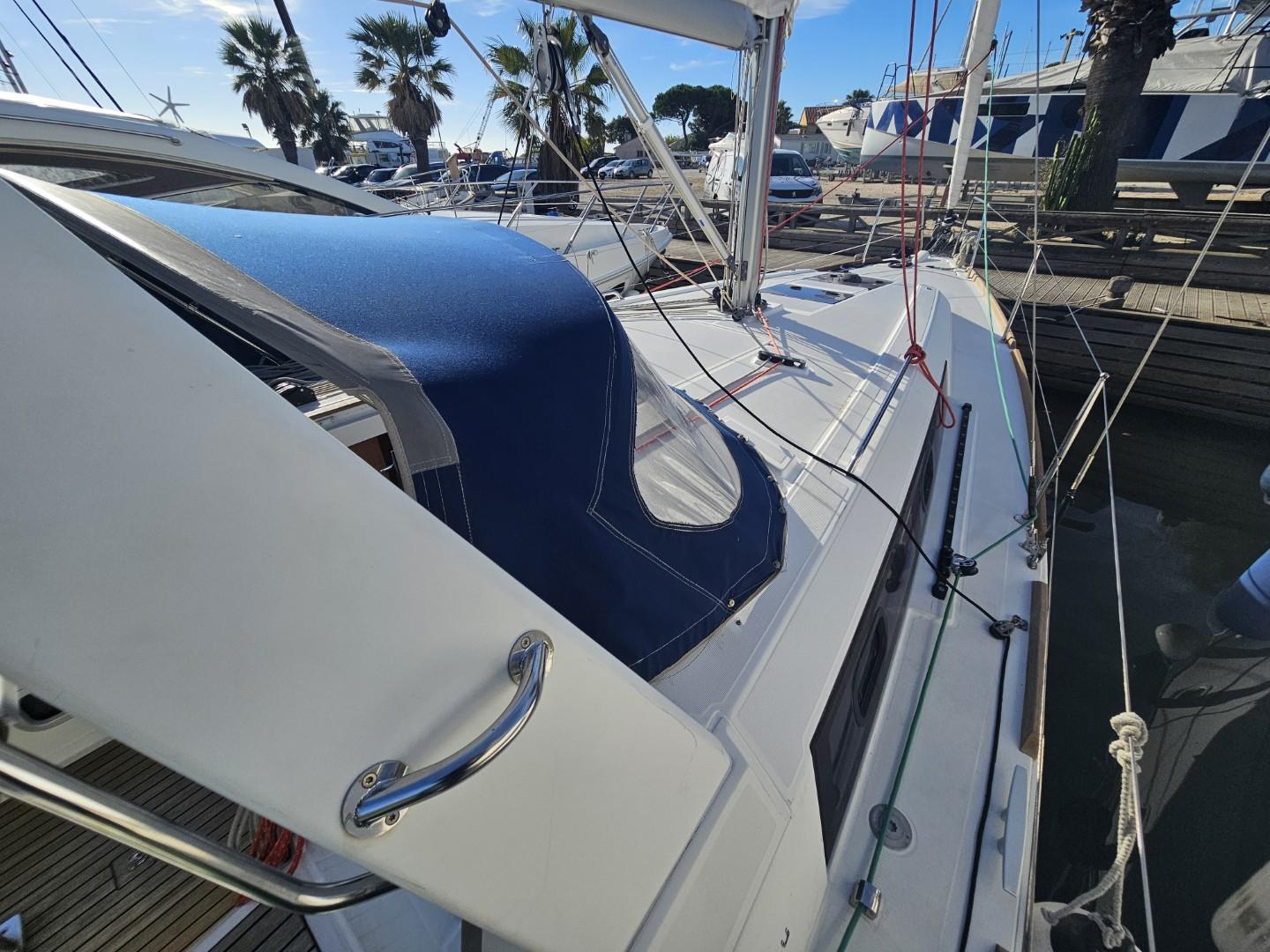 beneteau Oceanis 35