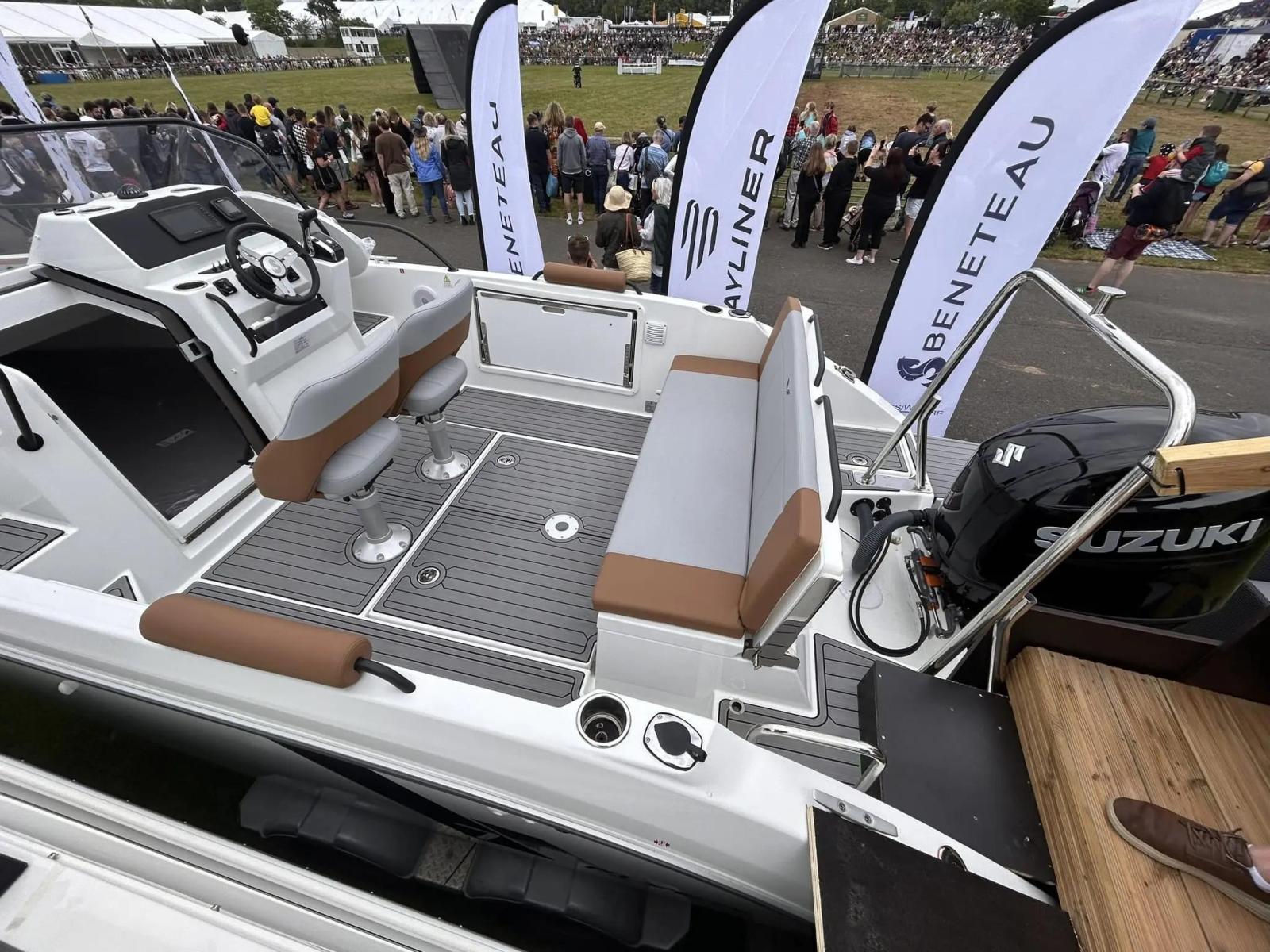 beneteau Flyer 7 sundeck