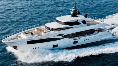 Gulf craft majesty 100