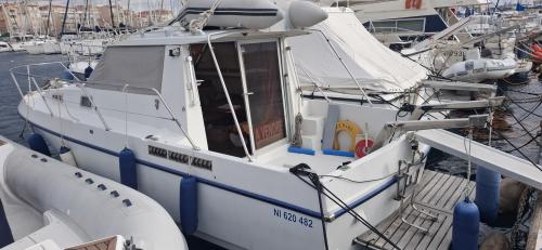 Beneteau antares 860