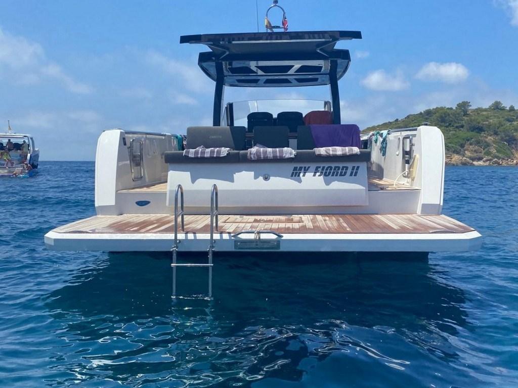 fjord 42 open