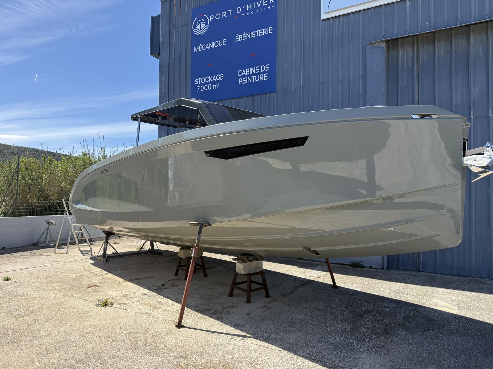 rand boats Escape 30