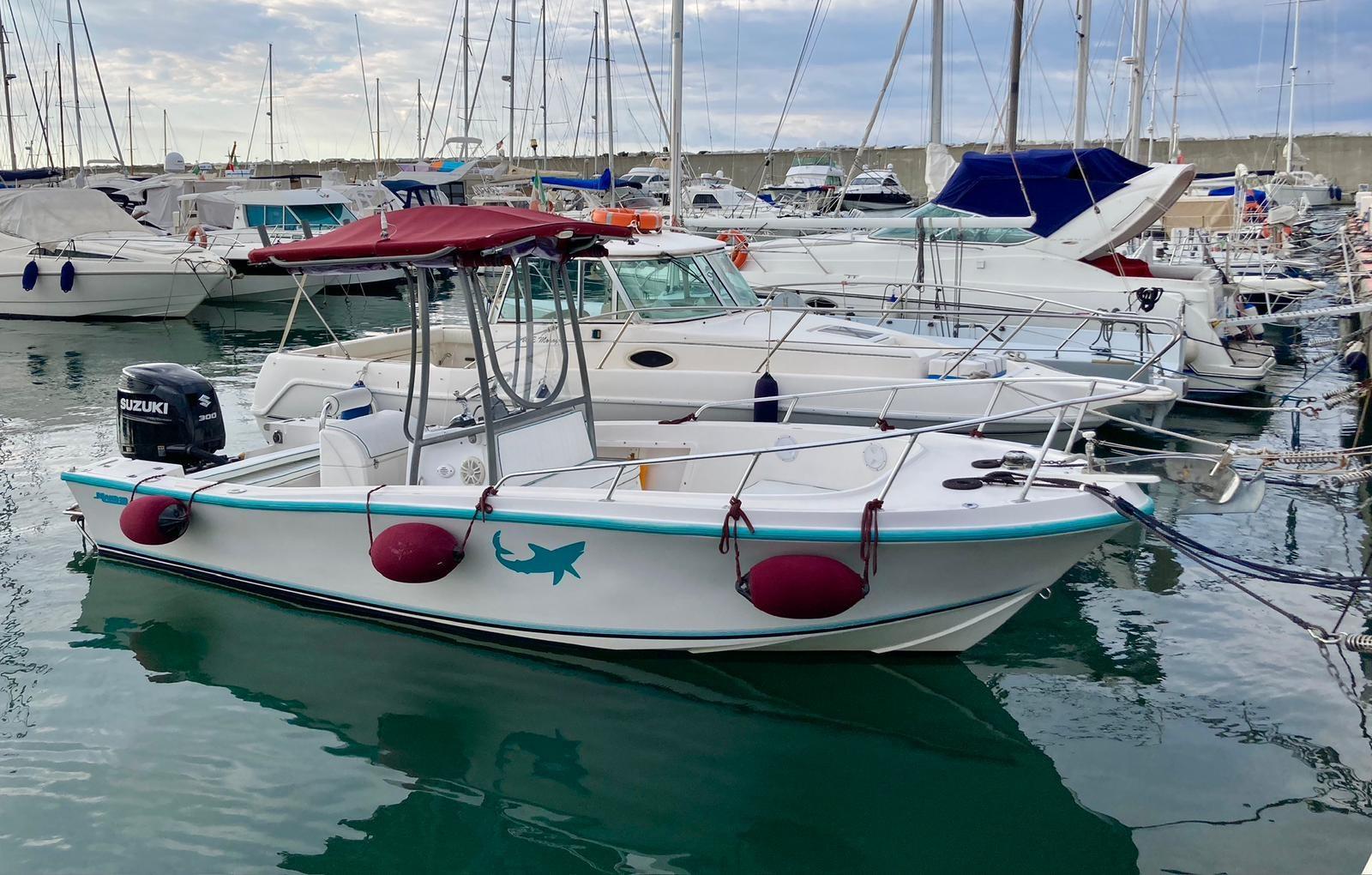 mako marine Mako 221