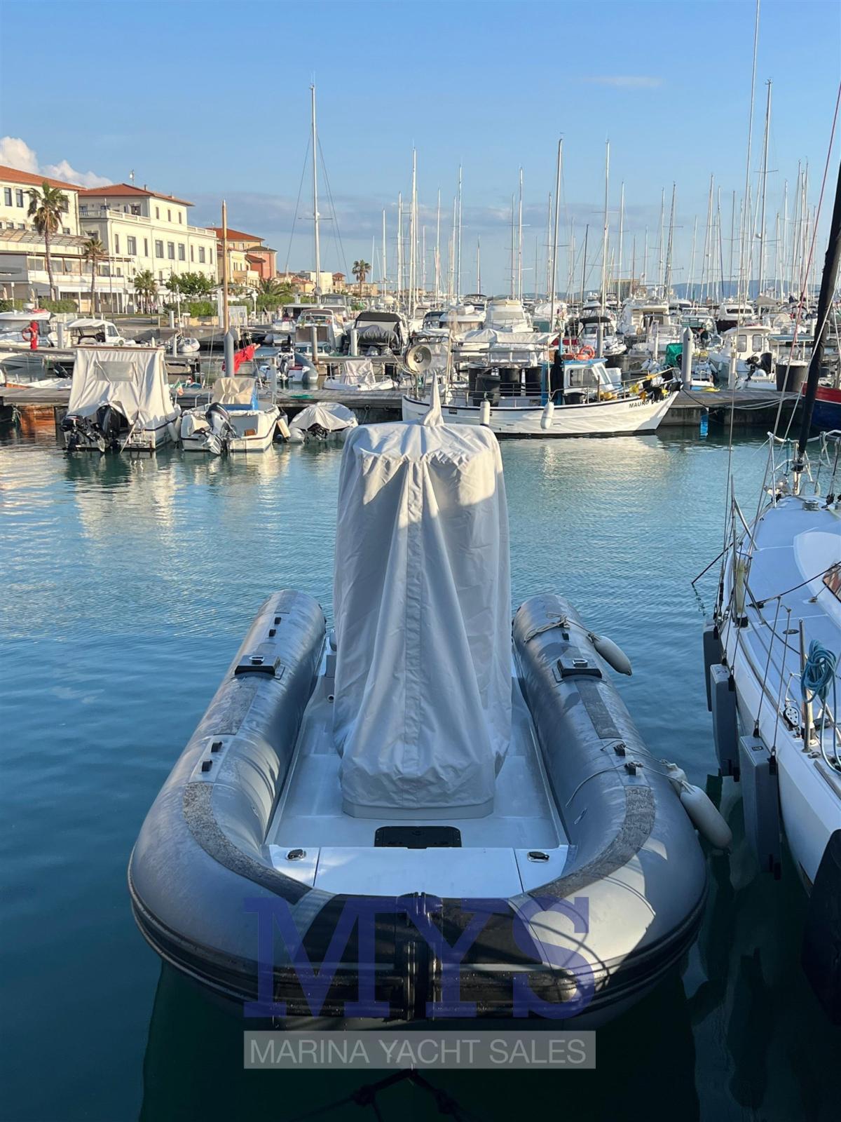 capelli Tempest 700 fishing