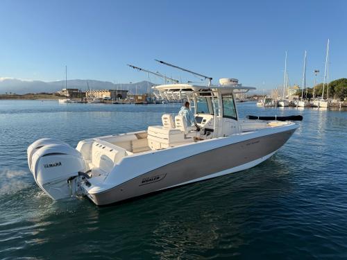 Boston whaler 320 outrage