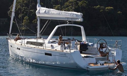 Beneteau oceanis 45