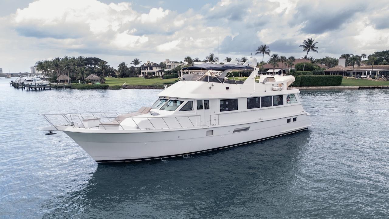 hatteras 74 Sport Deck Motor Yacht