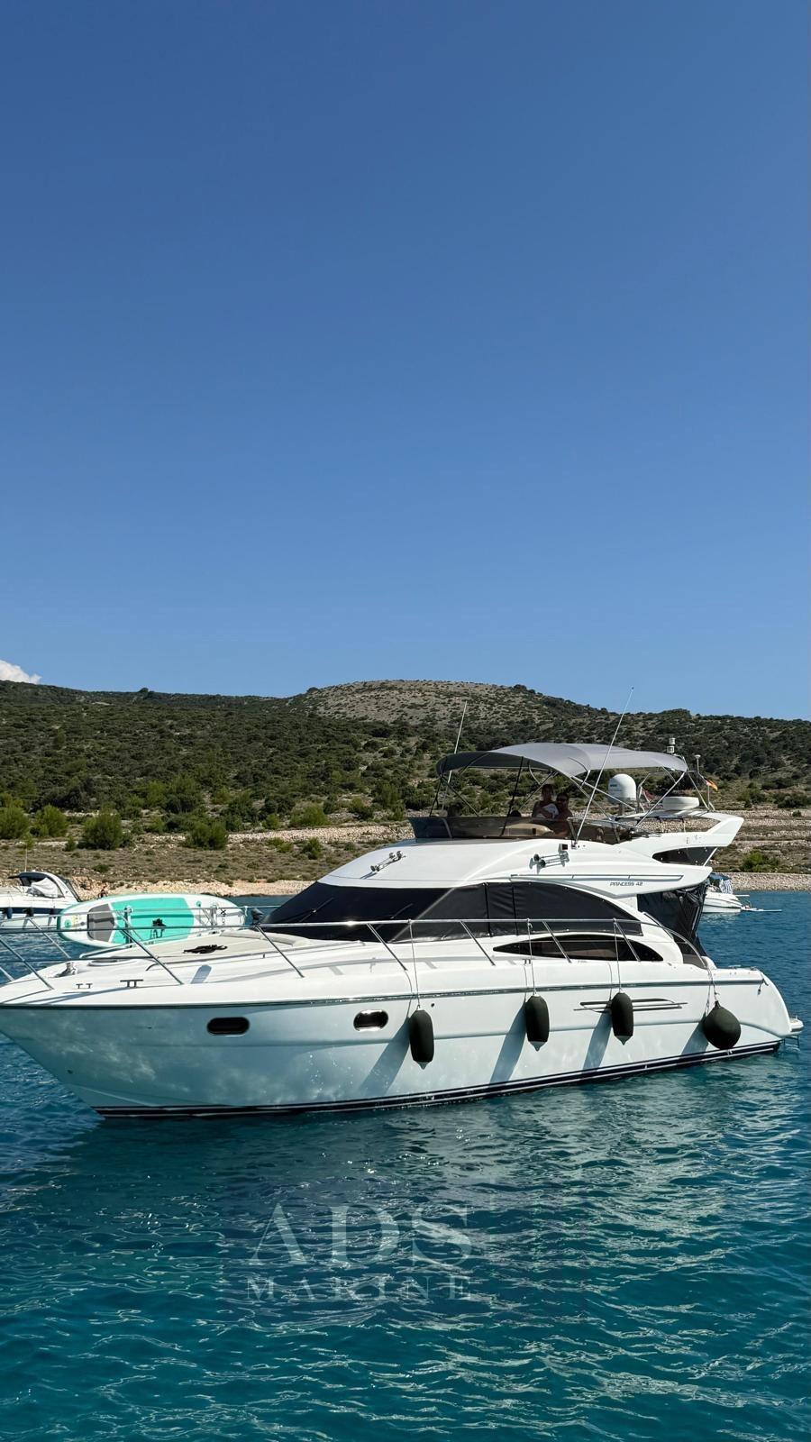 princess yachts 42 fly