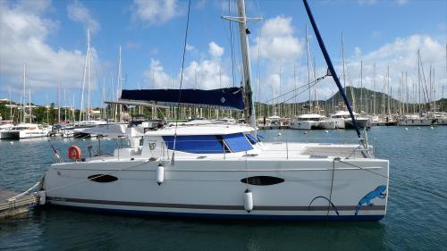 Fountaine pajot helia 44