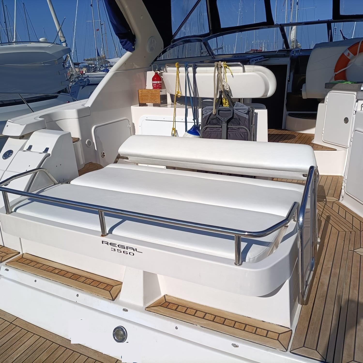 regal marine Commodore 3560