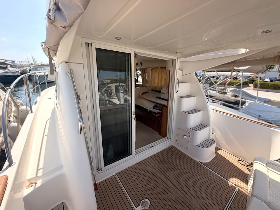 jeanneau Prestige 32