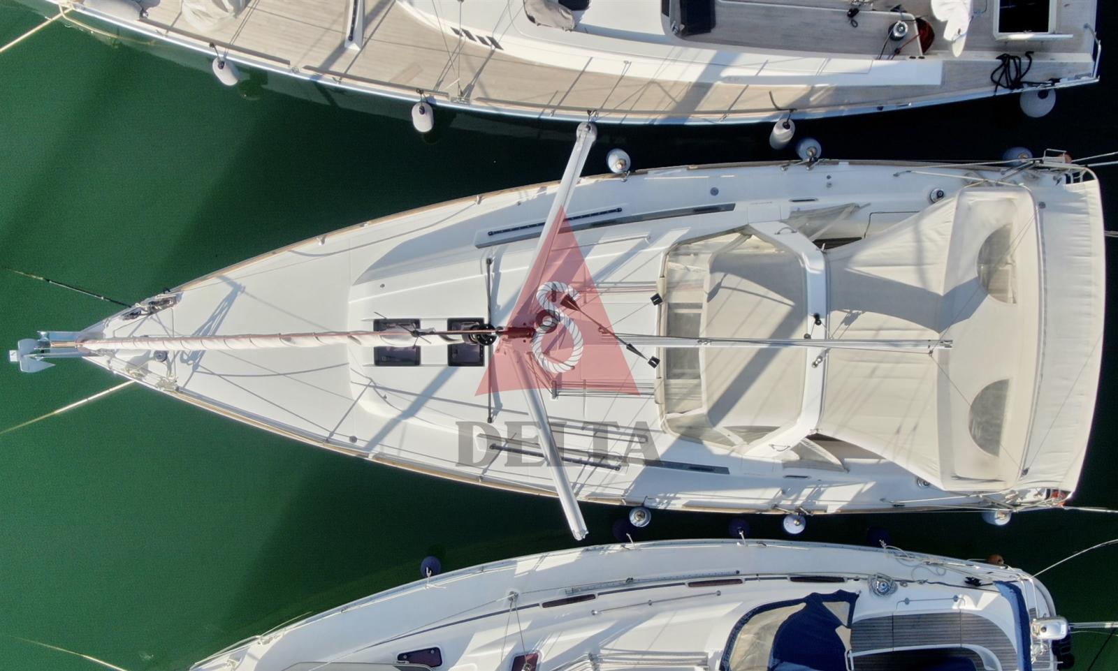 beneteau Oceanis 38