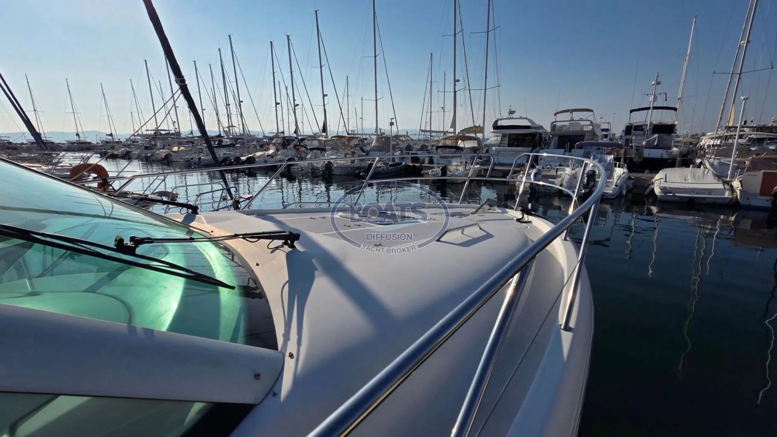 jeanneau Prestige 34 s hard top