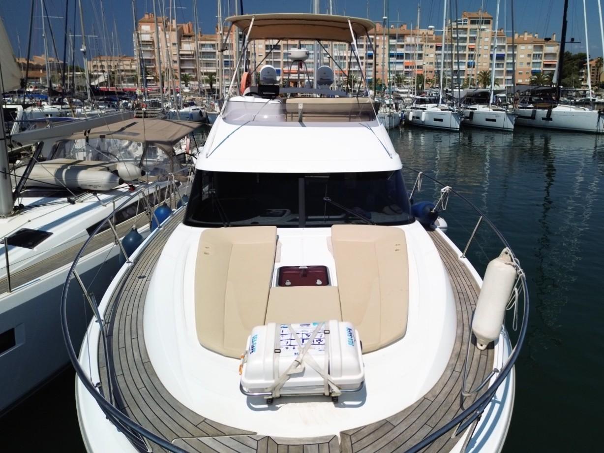 beneteau Antares 42