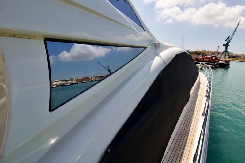azimut 62s