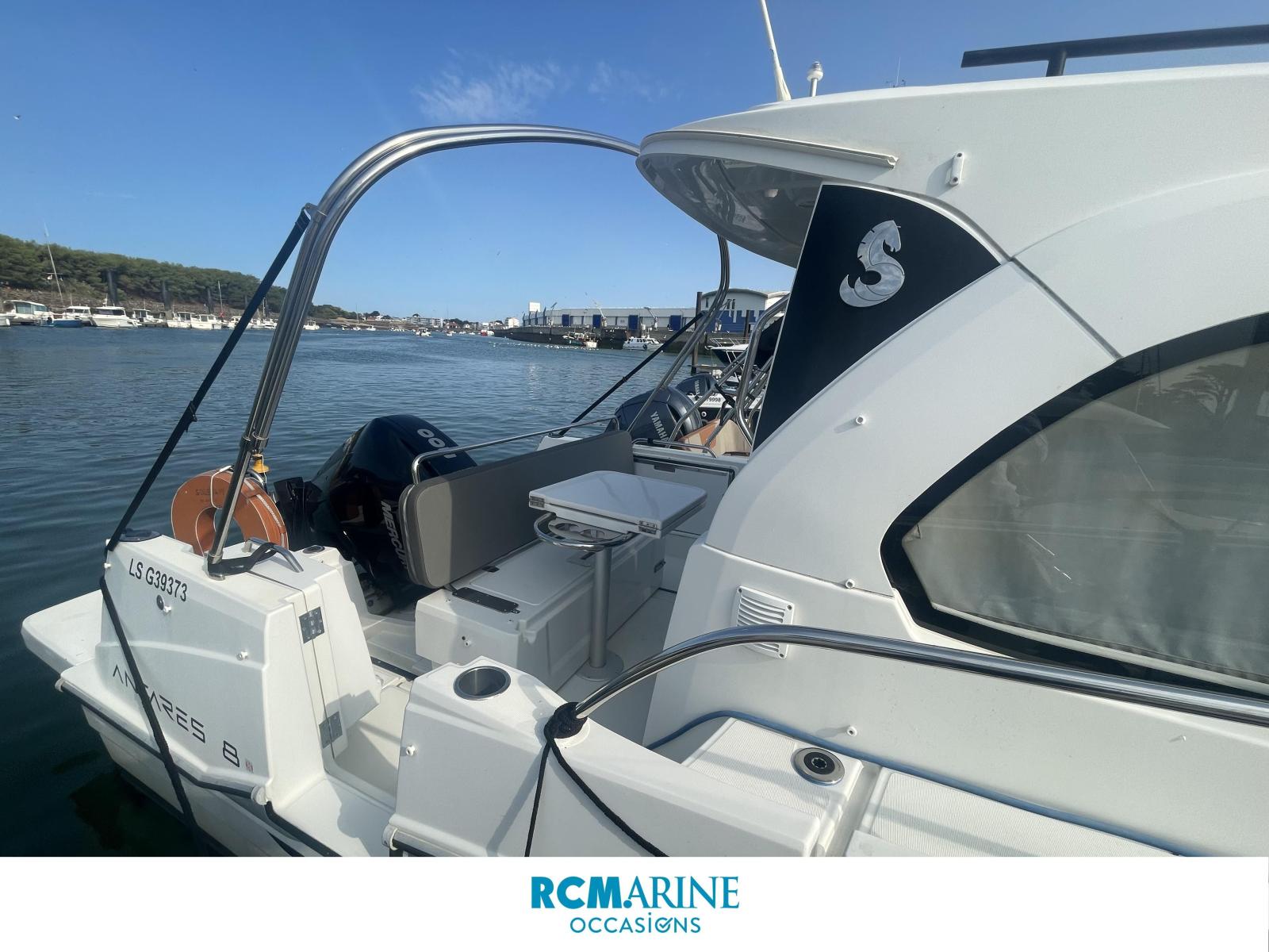 beneteau Antares 8 ob v2