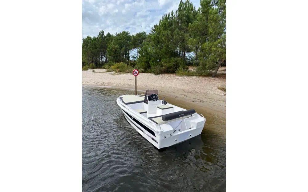 b2 marine Cap ferret 135