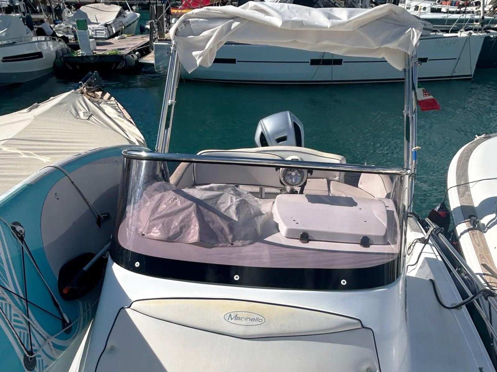 Marinello 26 cabin