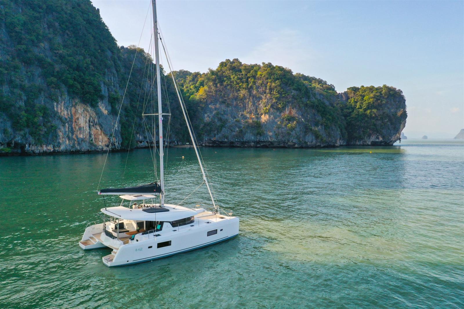 lagoon 42 millenium