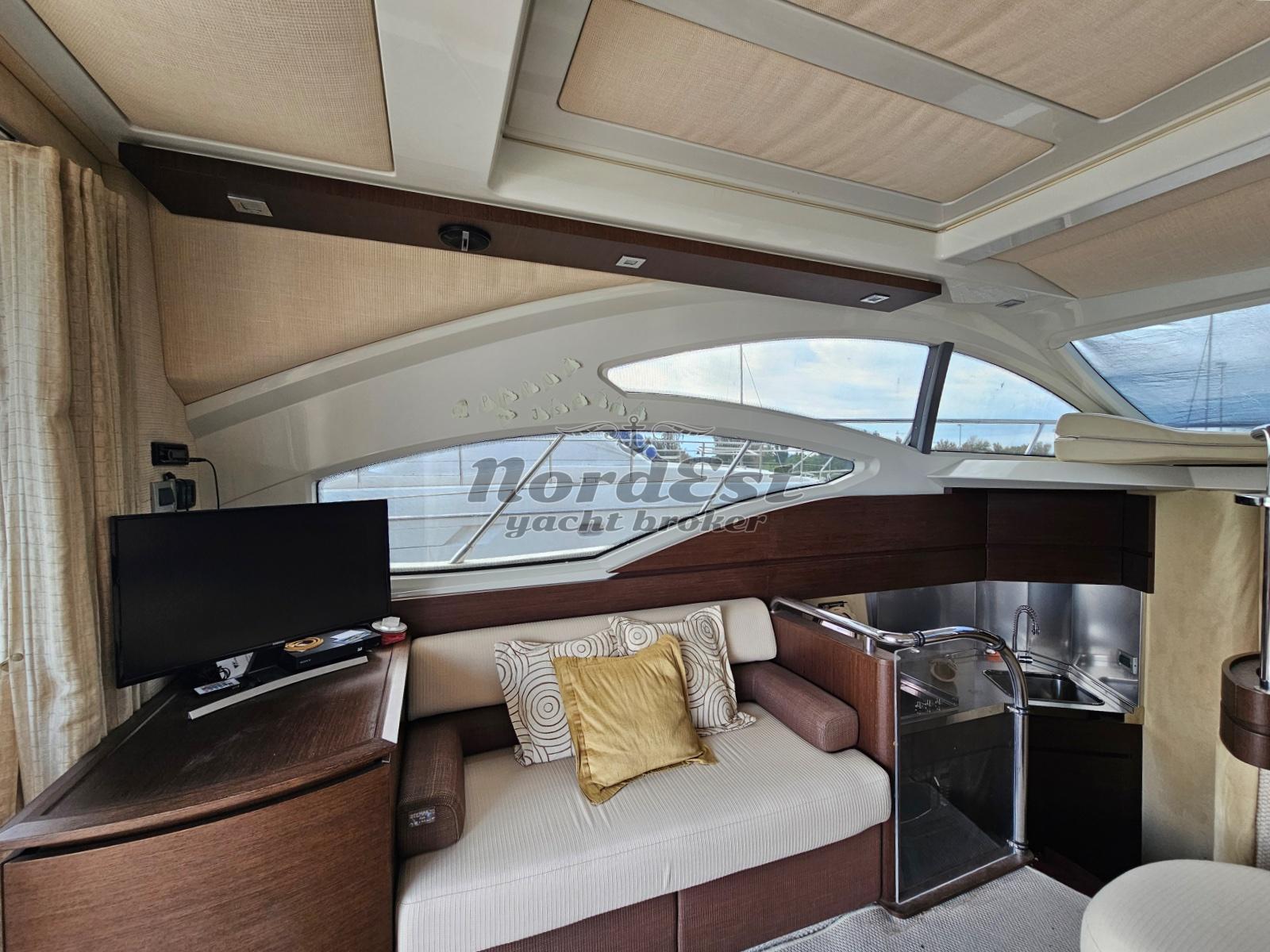 azimut 43s