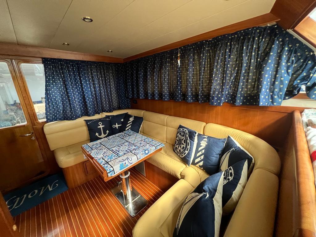 cantieri estensi 440 goldstar fly