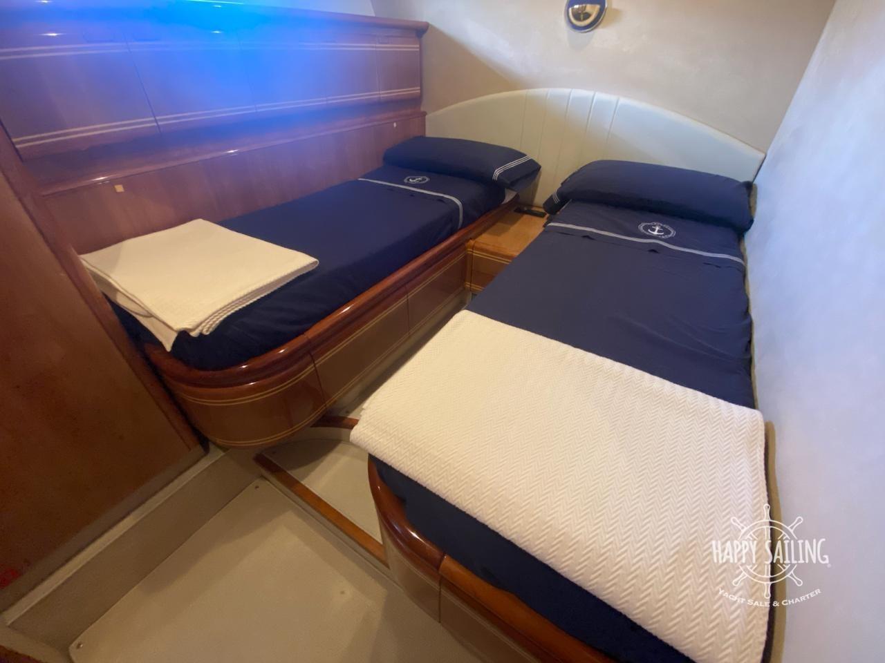 ferretti yachts Ferretti 810